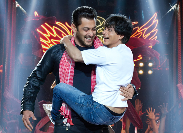 &lsquo;जिरो&rsquo;को गीतमा सलमानको अङ्गालोमा शाहरुख (भिडियो)