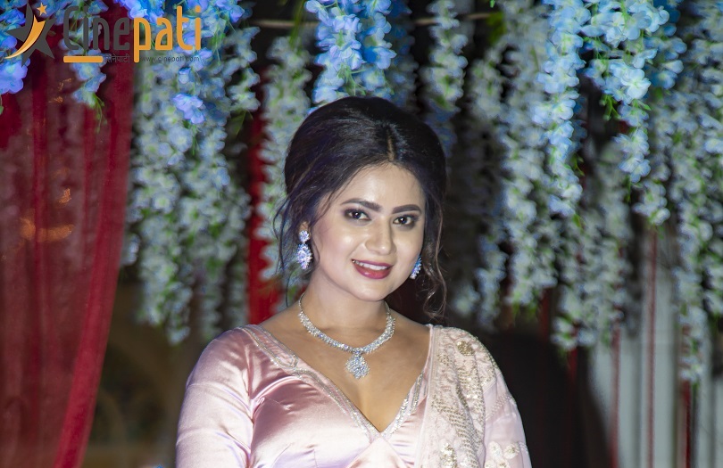 लेहेङ्गामा कस्तो देखियो केकीलाई ? (फोटो फिचर) 