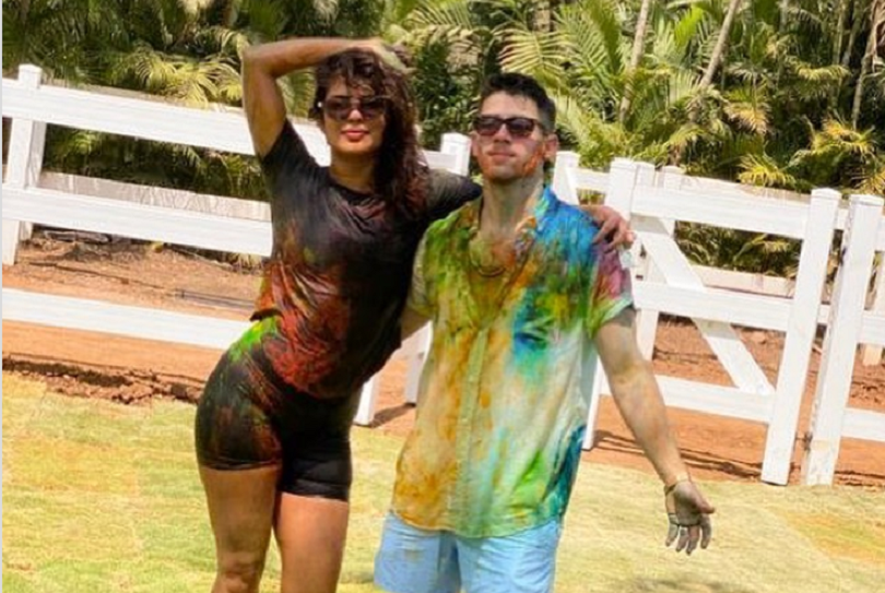 प्रियंका र निकको पहिलो होली भारतमा  