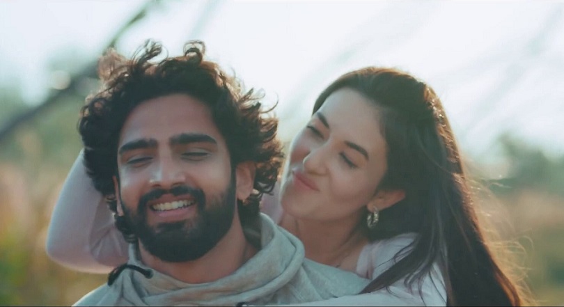 अमल मलिकसँग हिन्दी गीतमा अदिति (भिडियो) 