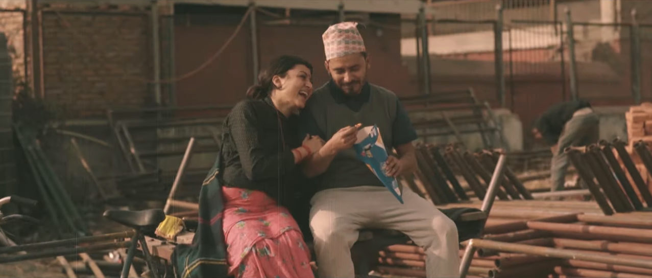 प्रवीणको 'थोरै खुसी' मा कुलदिप र कविता ( भिडियो )     