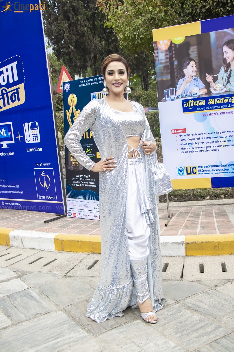 &lsquo;नेफ्टा अवार्ड&rsquo;मा को को पुगे कलाकार (फोटो फिचर )