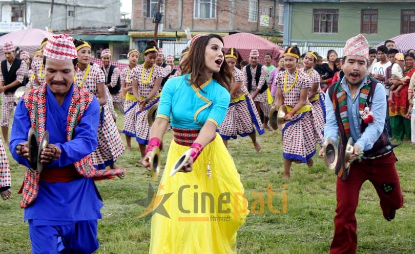 'छक्का पन्जा २'काे नयाँ गीत 'तिमी त्यो किनार&zwj;&zwj;मा...म याे किनारमा '
