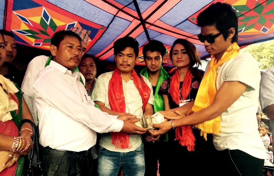 बाढी पिडितलाई चलचित्र 'प्रेम गीत २'को सहयोग