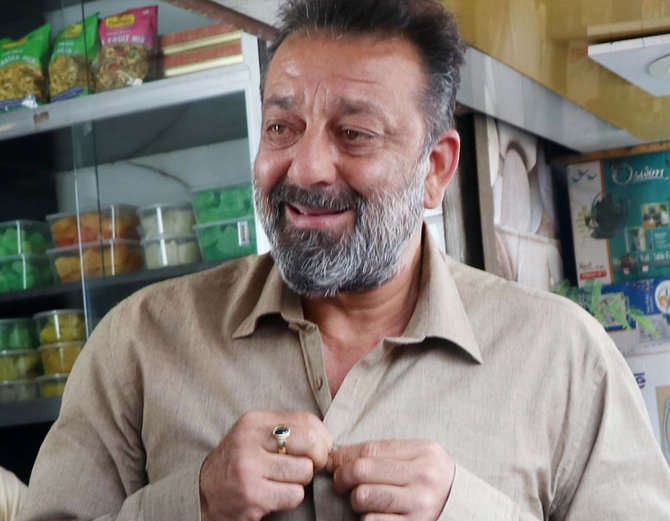 अभिनेता संजय दत्त भन्छन् &lsquo;जेल हुदा झिंगा परेको खाना खाएँ&rsquo;